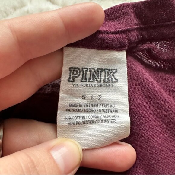 Victoria's Secret PINK | Maroon Logo Short Sleeve V-Neck Tee Shirt | Size Small - Picture 5 of 8